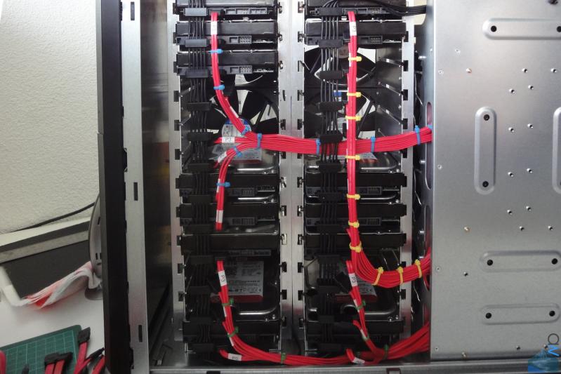 aw--apollo--2014-04-13--21--disk-rack-cables-overview.jpeg